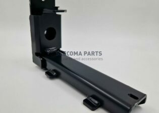 STEUN TANK RH ACHTER T7.— LWB