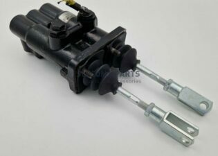 HOOFDREMCILINDER T7.– SWB D6993